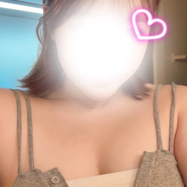 ⸜( ◜◝ )⸝
