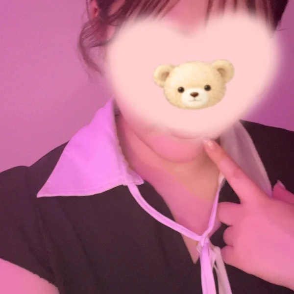 ⸜( ◜◝ )⸝