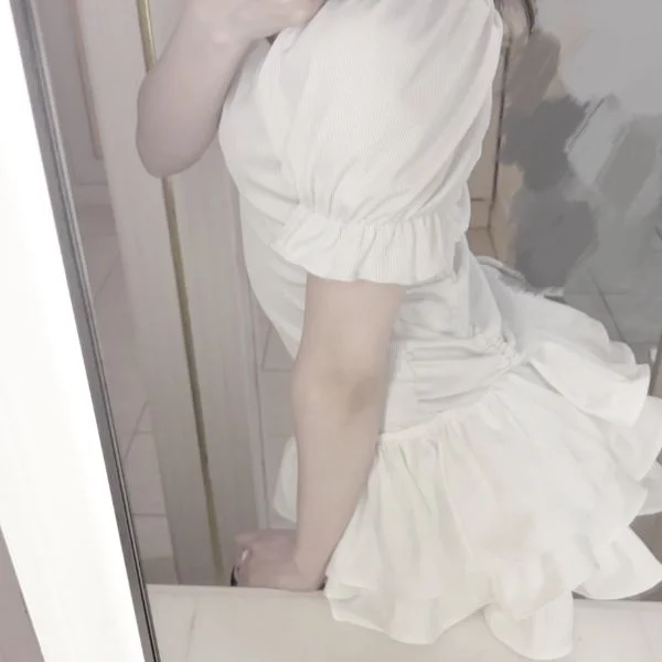 本日は昼からの出勤です。