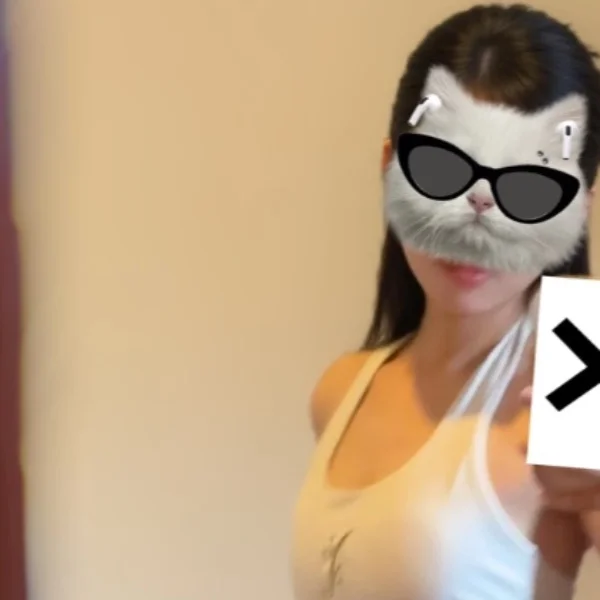 初めまして^ᴗ.ᴗ^♩まいかです！