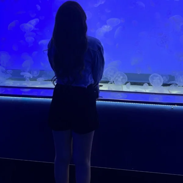 本日お休みです👯‍♀️♥️