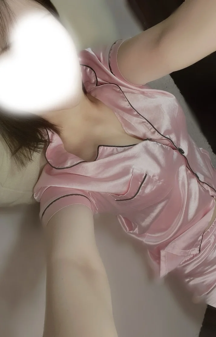 本日12-16時出勤してます🥳