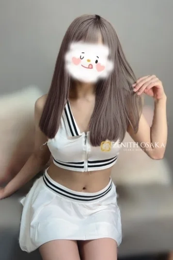 雛鶴　りさ