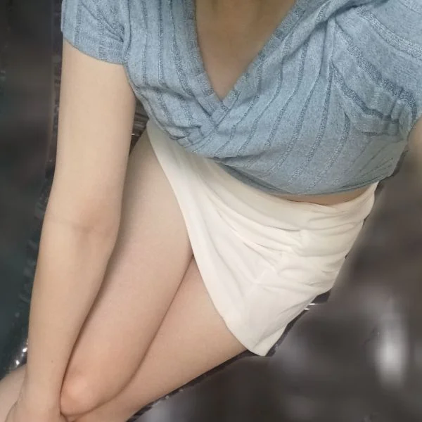 本日11時～出勤してます!!