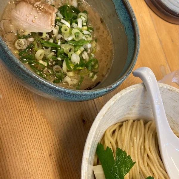 しゅっきーん