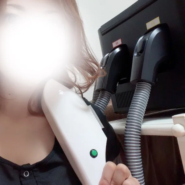 本日13:00〜出勤します💆