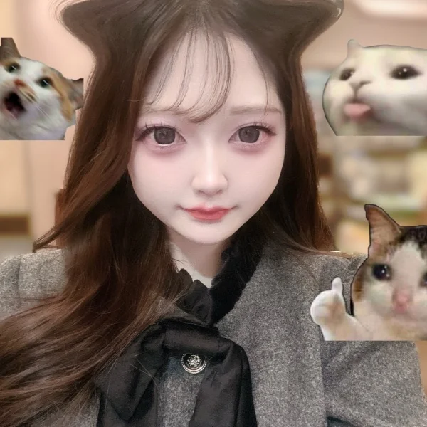 みんななにしてるの～❓♡