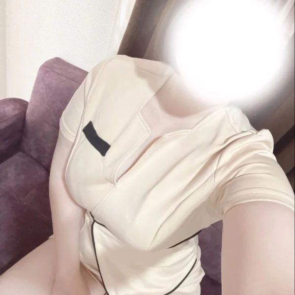 ベージュ制服🩷