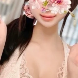 水凪いろは