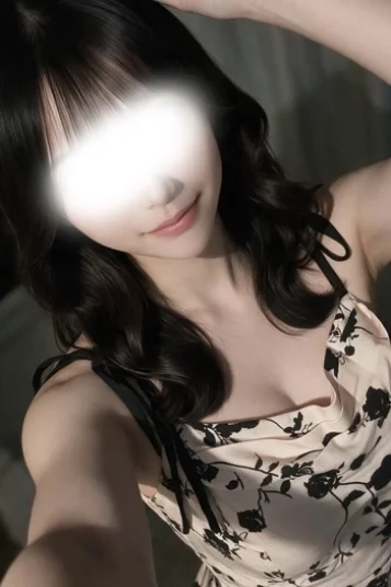 みいな