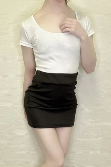 天羽なつめ