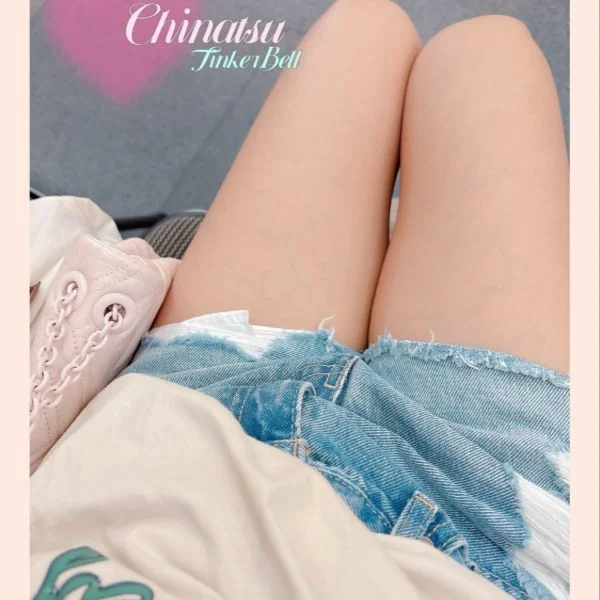 明日12:00〜♡