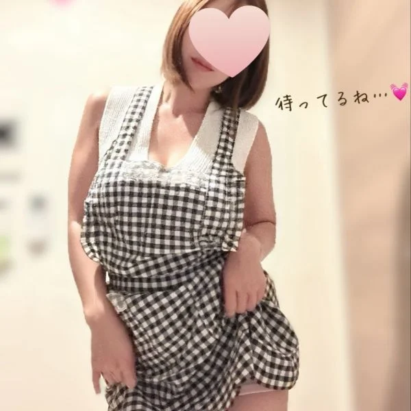 明日12:00〜♡