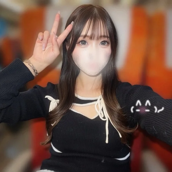 本日出勤です🐈‍⬛🤍