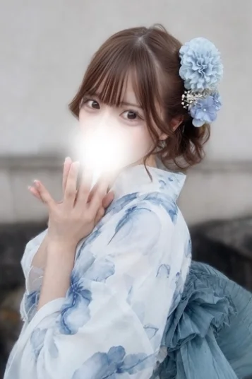 愛原なつめ