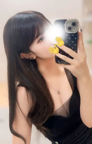 西野あやか(22)