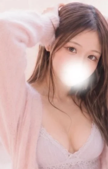 小春ひなた