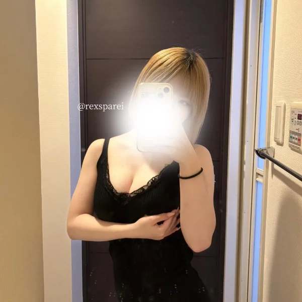 れいのこと独占しにきて？🤍