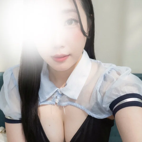 明日は20時～翌朝5時出勤します🐰🤍