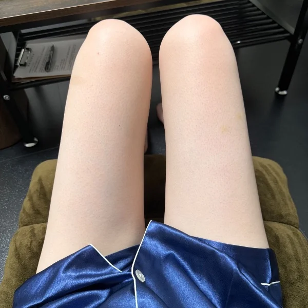 今日も出勤してます✌️