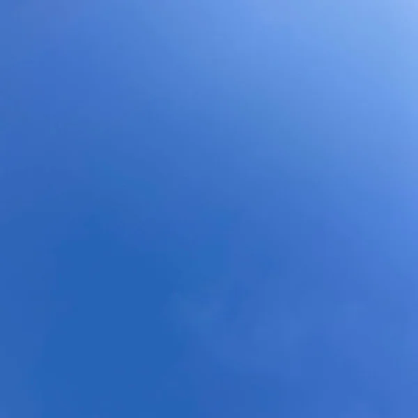 明日7日は12:00からです💕