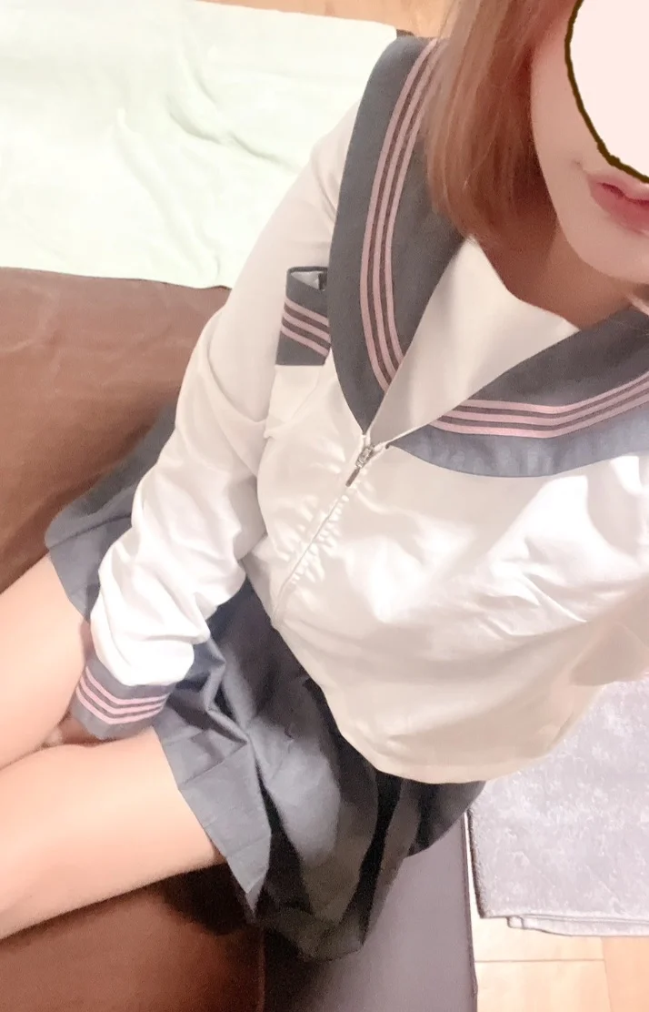 出勤しました╰(*´︶`*)╯♡