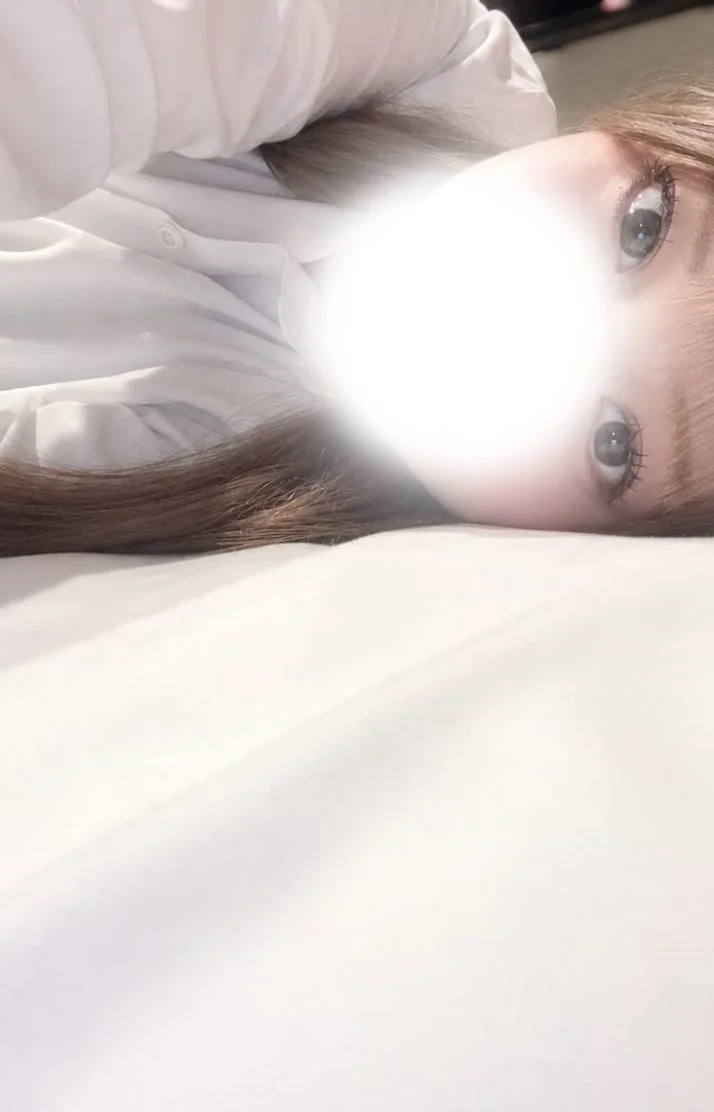 (っ﹏-) .｡