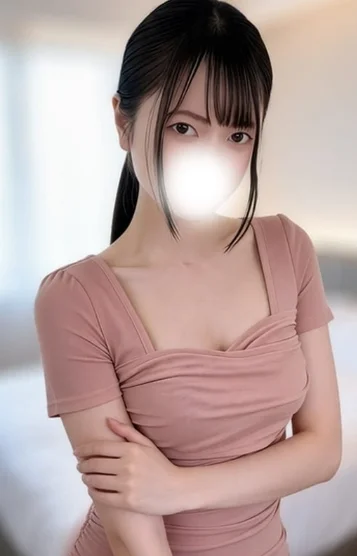望月ゆずは