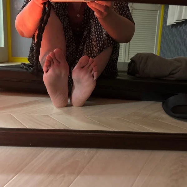 本日15時-２１時まで出勤しております。