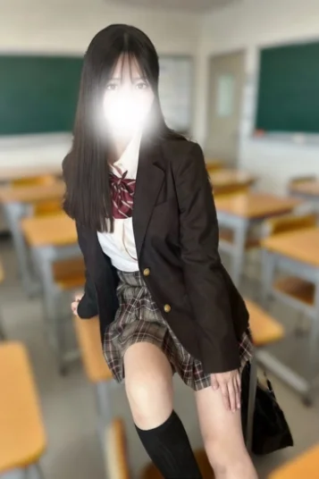 花里れな