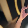みる