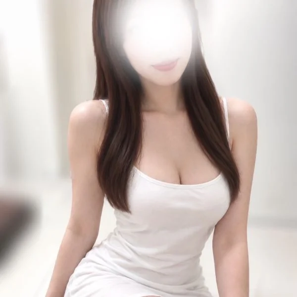 ゆづきです。12時からお待ちしてます💛
