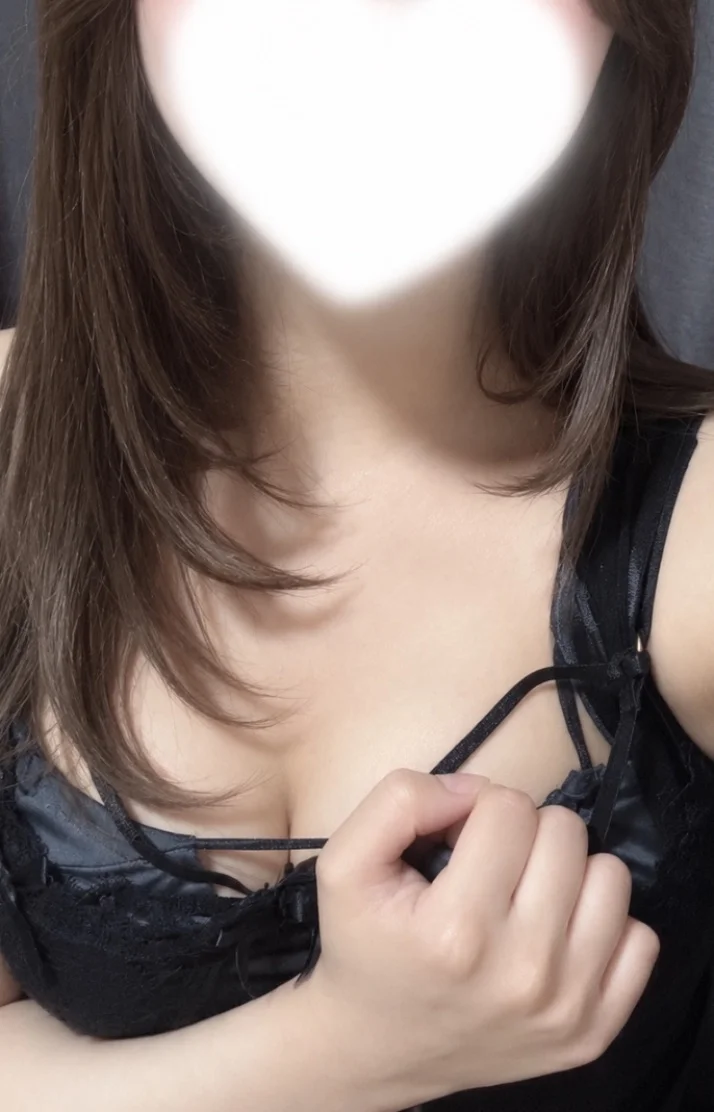 🌷本日10時~出勤しています🌷