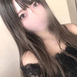 山田まなみ