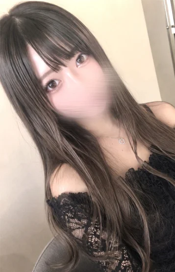 山田まなみ