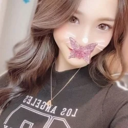 ゆりあ