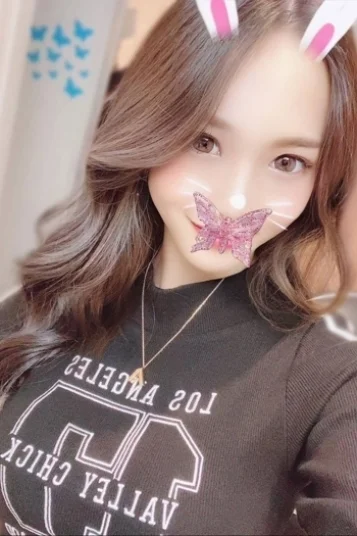 ゆりあ