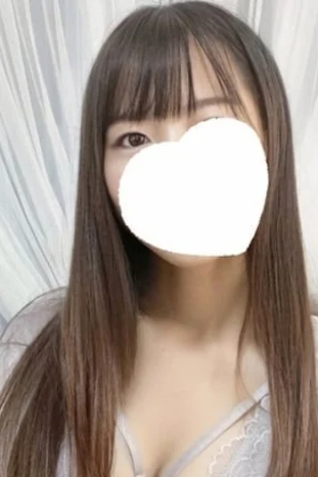 夢咲えれな