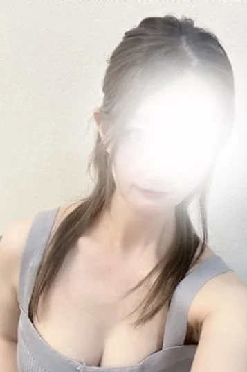 りいな