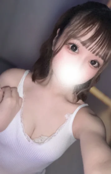 綾瀬りな