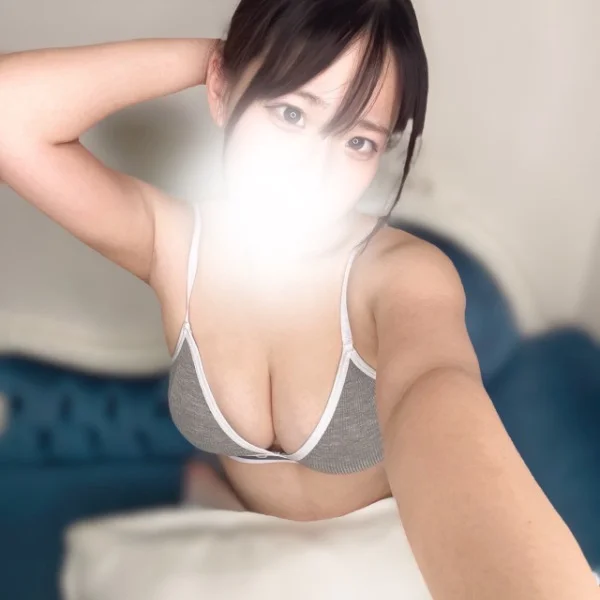 今日は【19:00〜】出勤します🐰🩵