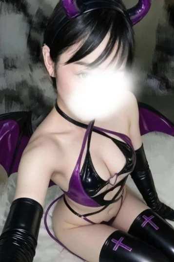 月城うい