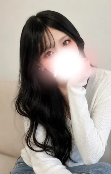 春瀬にこ