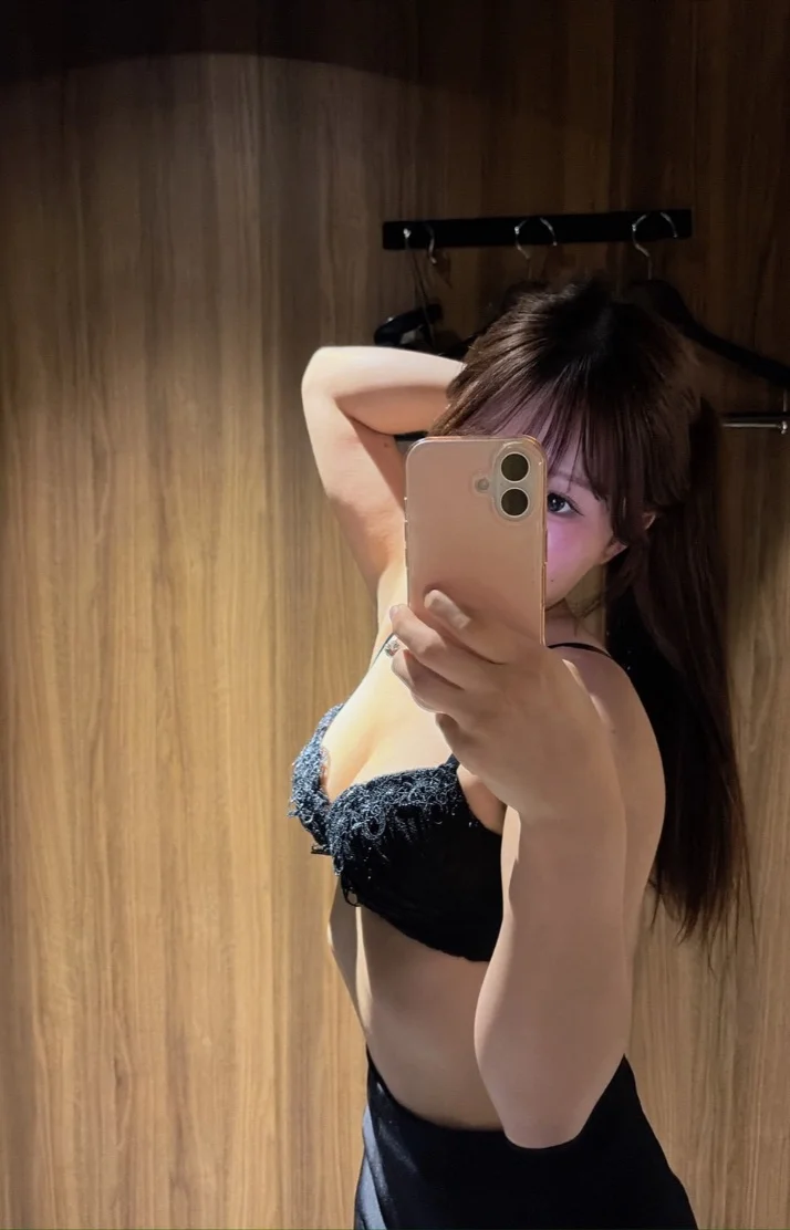 本日も出勤してるよ〜♡