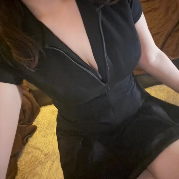 本日19時から出勤してます💞