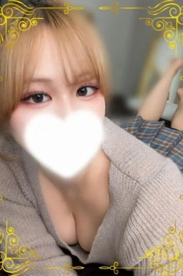 美月ひより