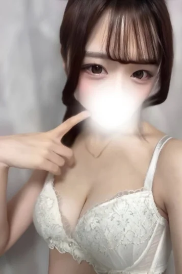 初音りおん