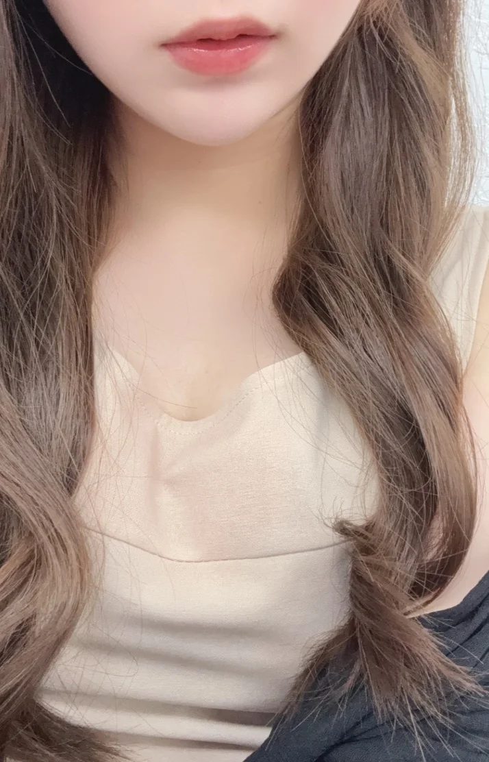 本日20時まで出勤してます♫