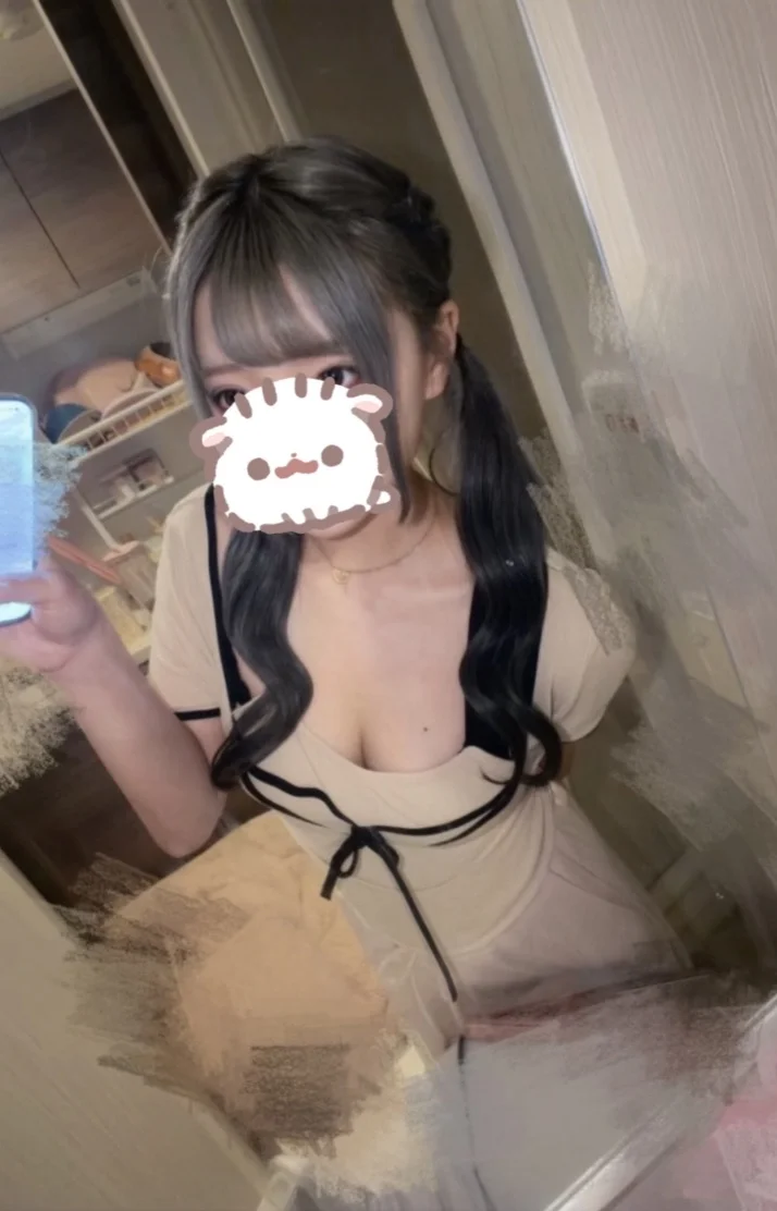 22時出勤です( ՞ ᴗ  ̫ ᴗ՞)"♡