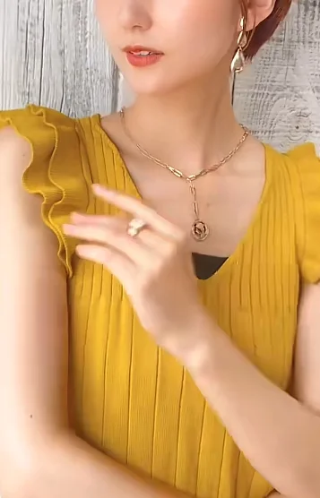 杠葉　美琴　　初出勤
